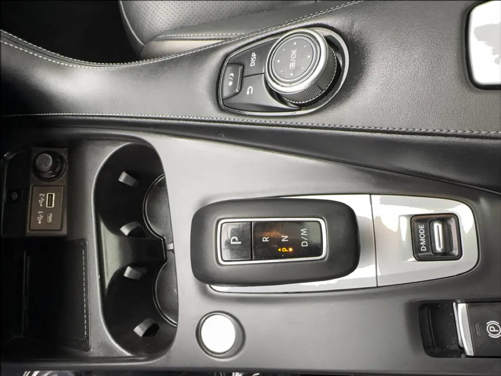 Infiniti QX50 photo 45