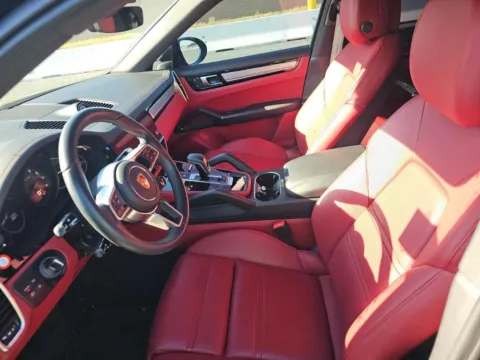 More photos of 2023 Porsche Cayenne Coupe Platinum Edition at Autos of Dallas - Plano, TX