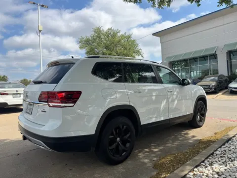 More photos of 2018 Volkswagen Atlas 3.6L V6 SE at Autos of Dallas - Plano, TX