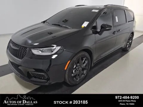 Black 2026 Chrysler Pacifica Limited for sale in Plano, TX