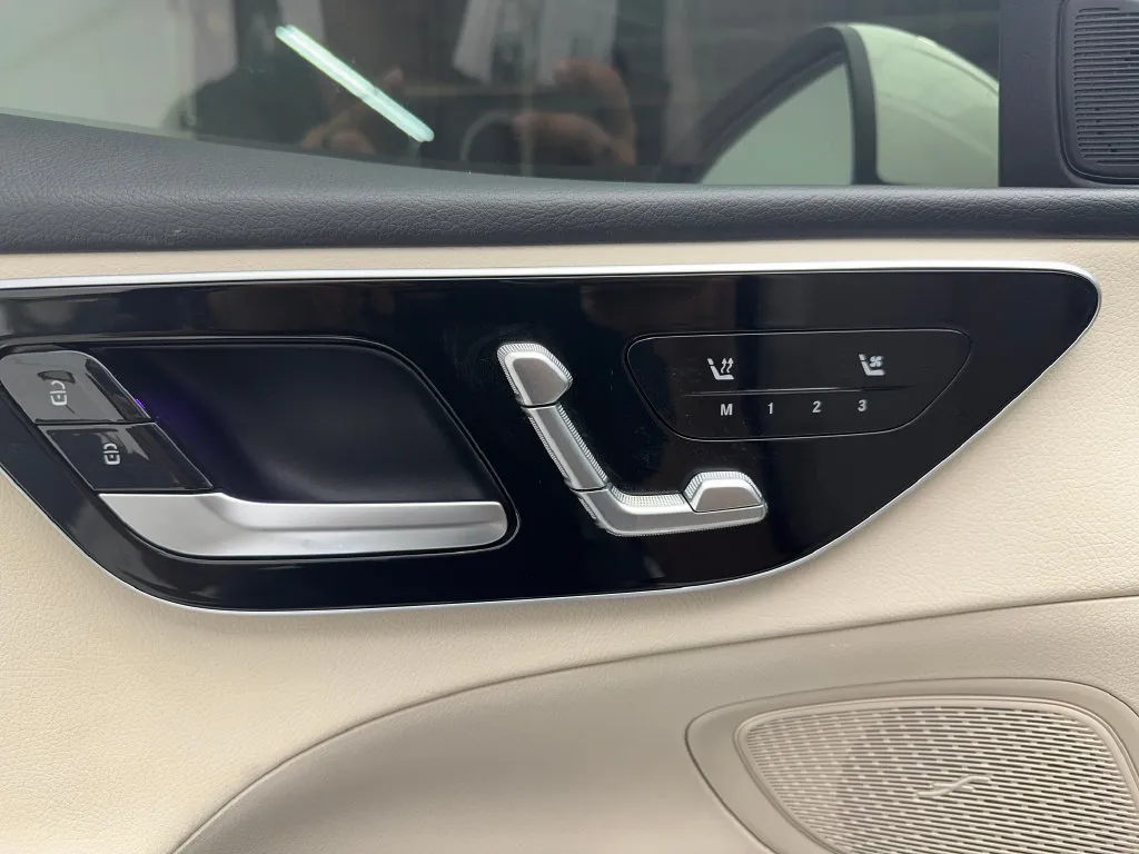 Mercedes-Benz C-Class photo 23