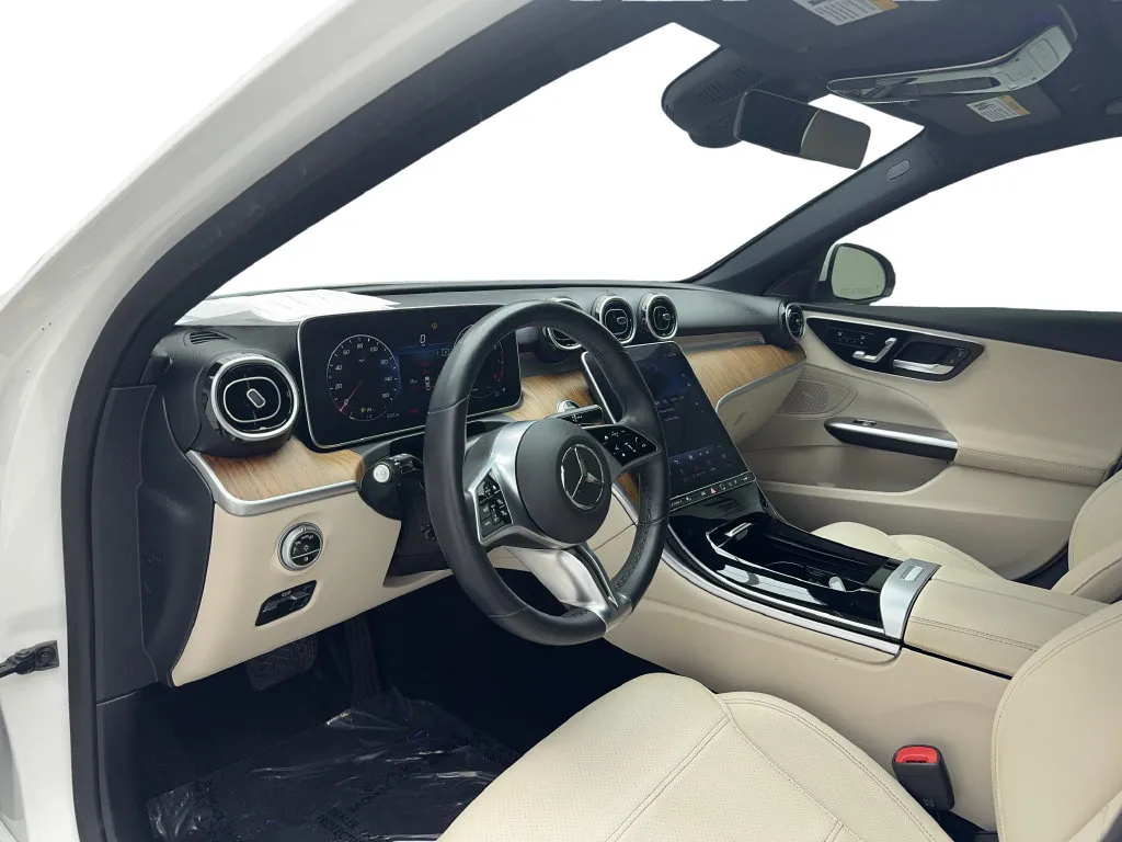 Mercedes-Benz C-Class photo 21