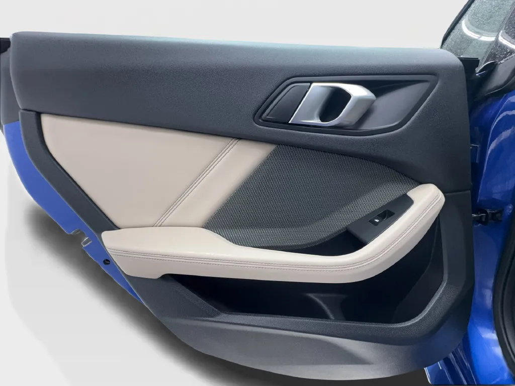 BMW 2 Series photo 28