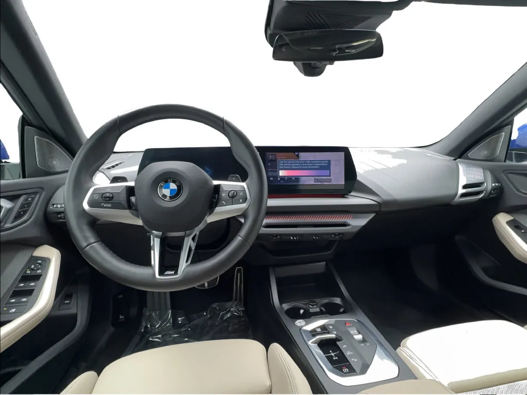 BMW 2 Series photo 36