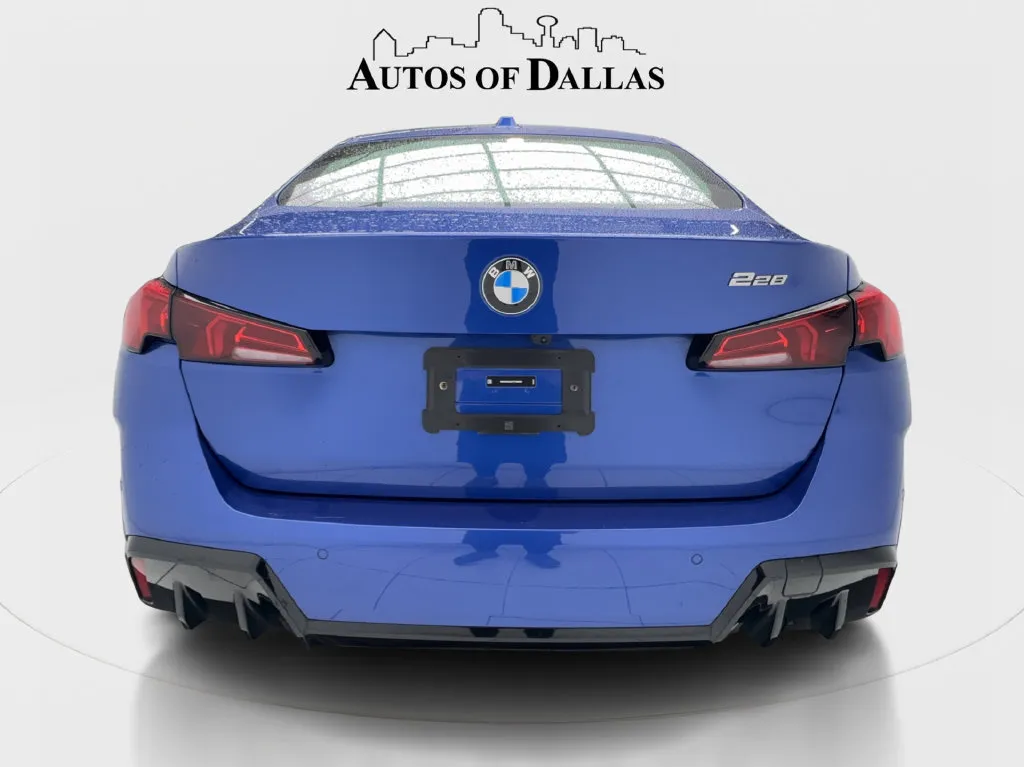 BMW 2 Series photo 10