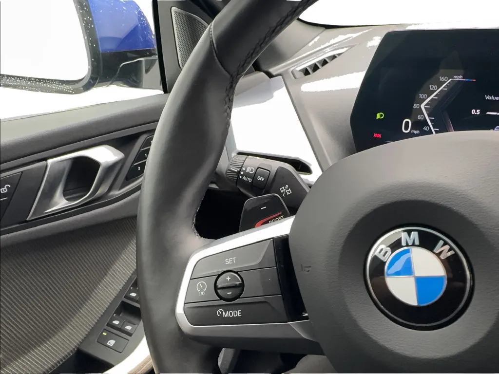 BMW 2 Series photo 44