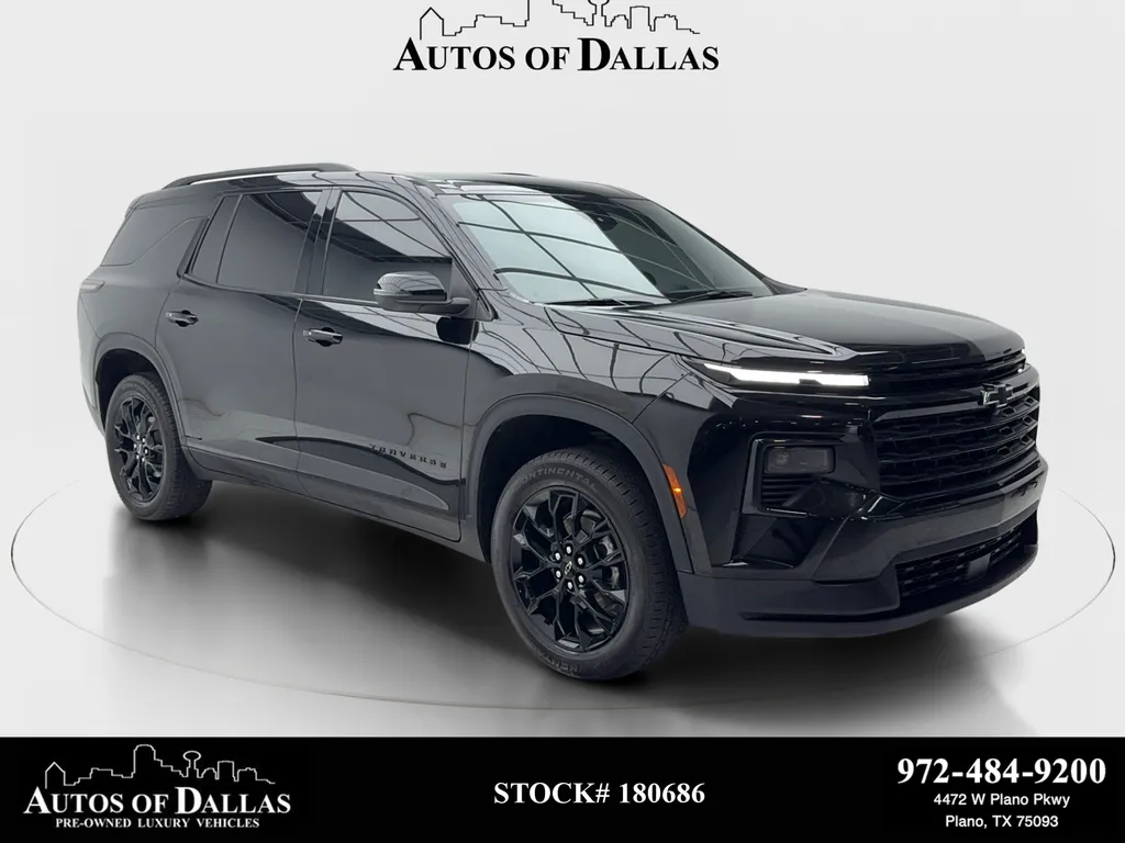 Black 2025 Chevrolet Traverse LT for sale in Plano, TX