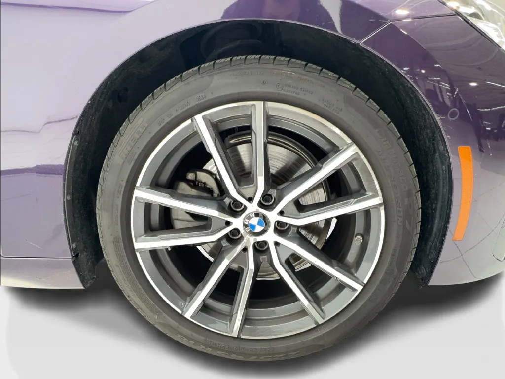 BMW 2 Series photo 15