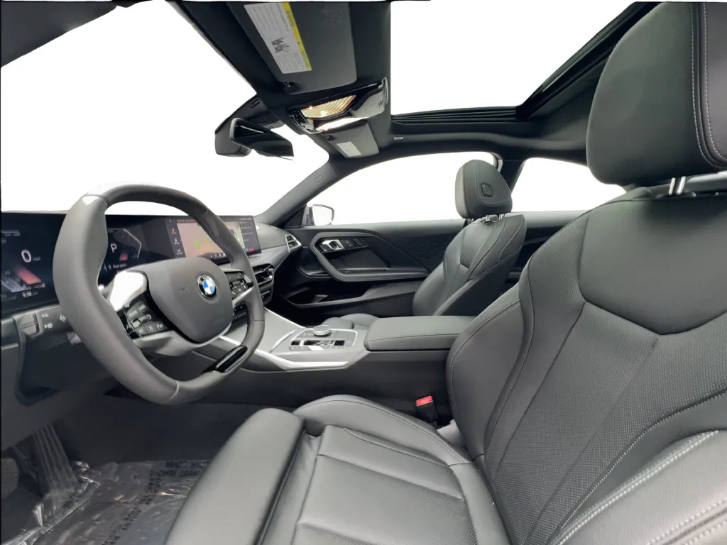 BMW 2 Series photo 22