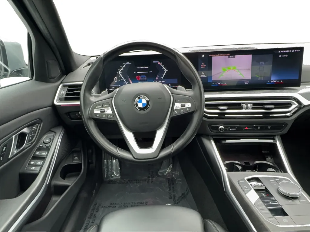 BMW 3 Series photo 40