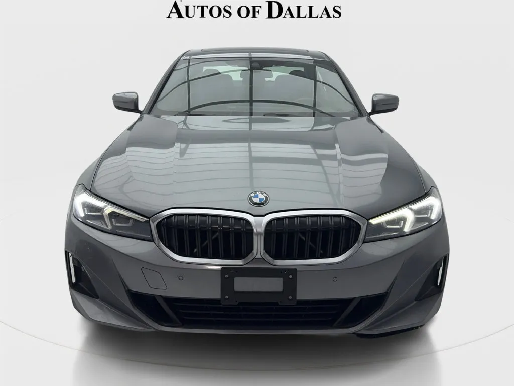 BMW 3 Series photo 5