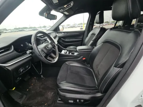 More photos of 2024 Jeep Grand Cherokee Altitude at Autos of Dallas - Plano, TX