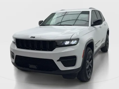 More photos of 2024 Jeep Grand Cherokee Altitude at Autos of Dallas - Plano, TX