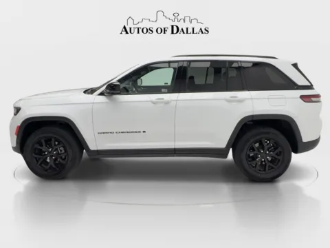 More photos of 2024 Jeep Grand Cherokee Altitude at Autos of Dallas - Plano, TX