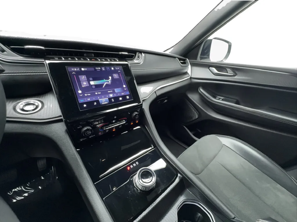 Jeep Grand Cherokee photo 43