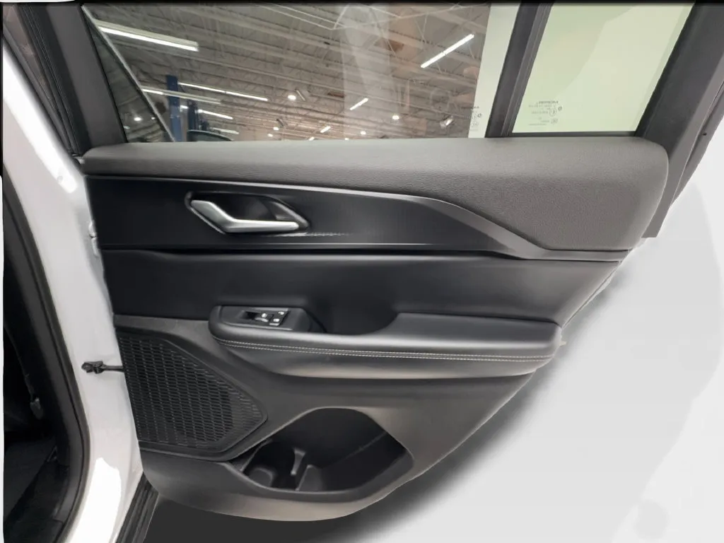 Jeep Grand Cherokee photo 30