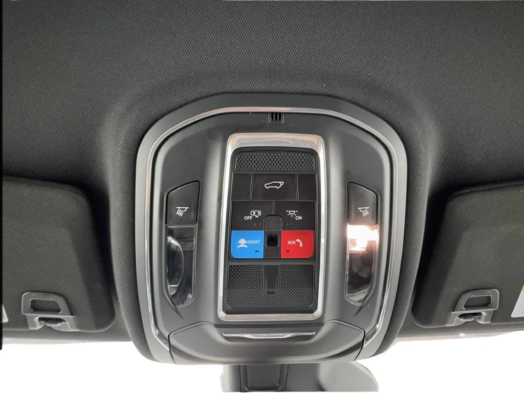 Jeep Grand Cherokee photo 46