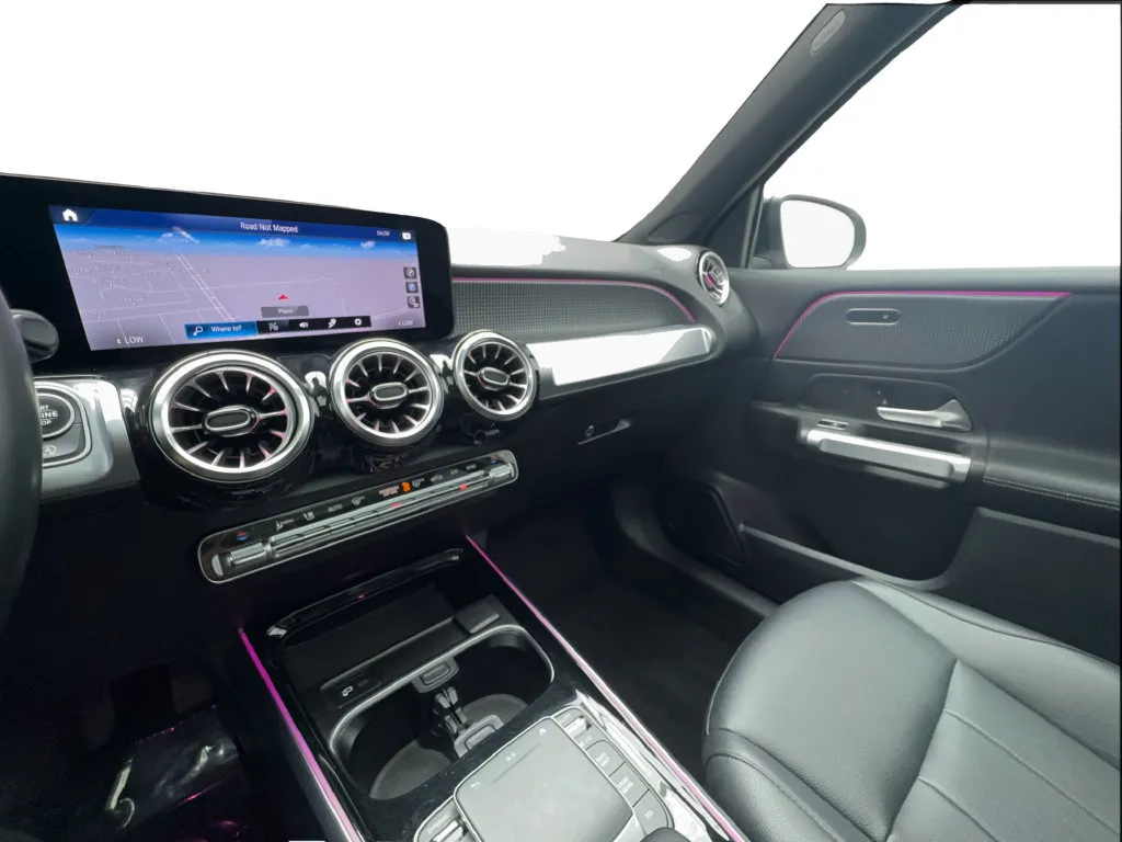 Mercedes-Benz GLB photo 42