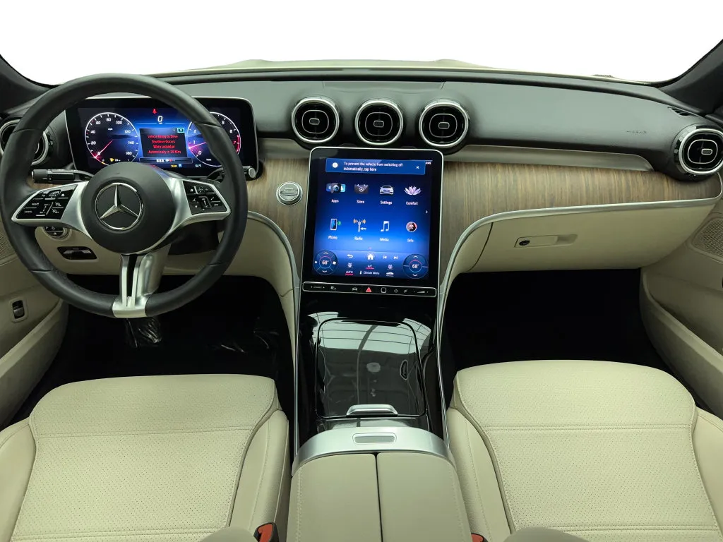 Mercedes-Benz C-Class photo 18