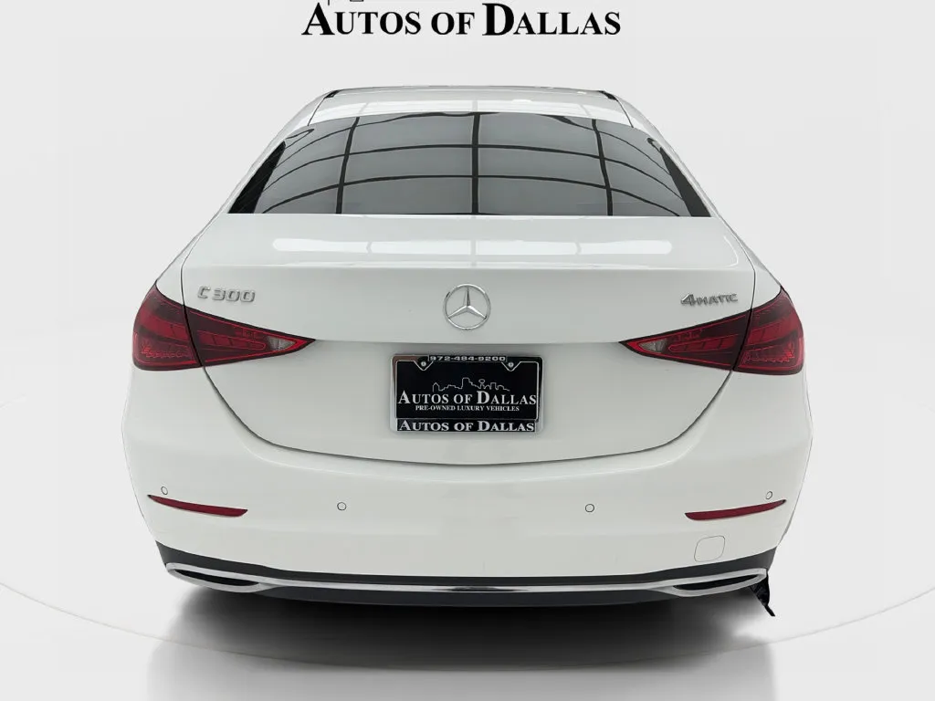Mercedes-Benz C-Class photo 12