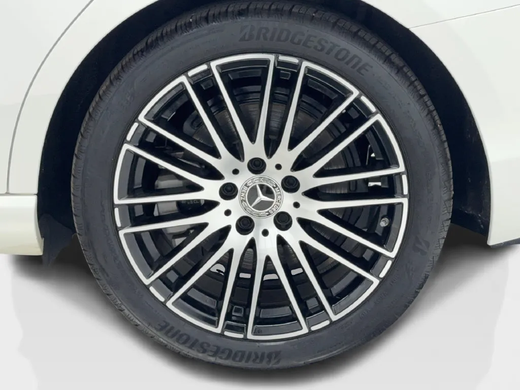 Mercedes-Benz C-Class photo 60