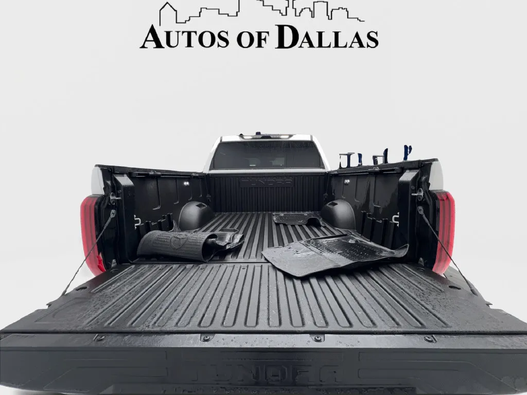 Toyota Tundra photo 18