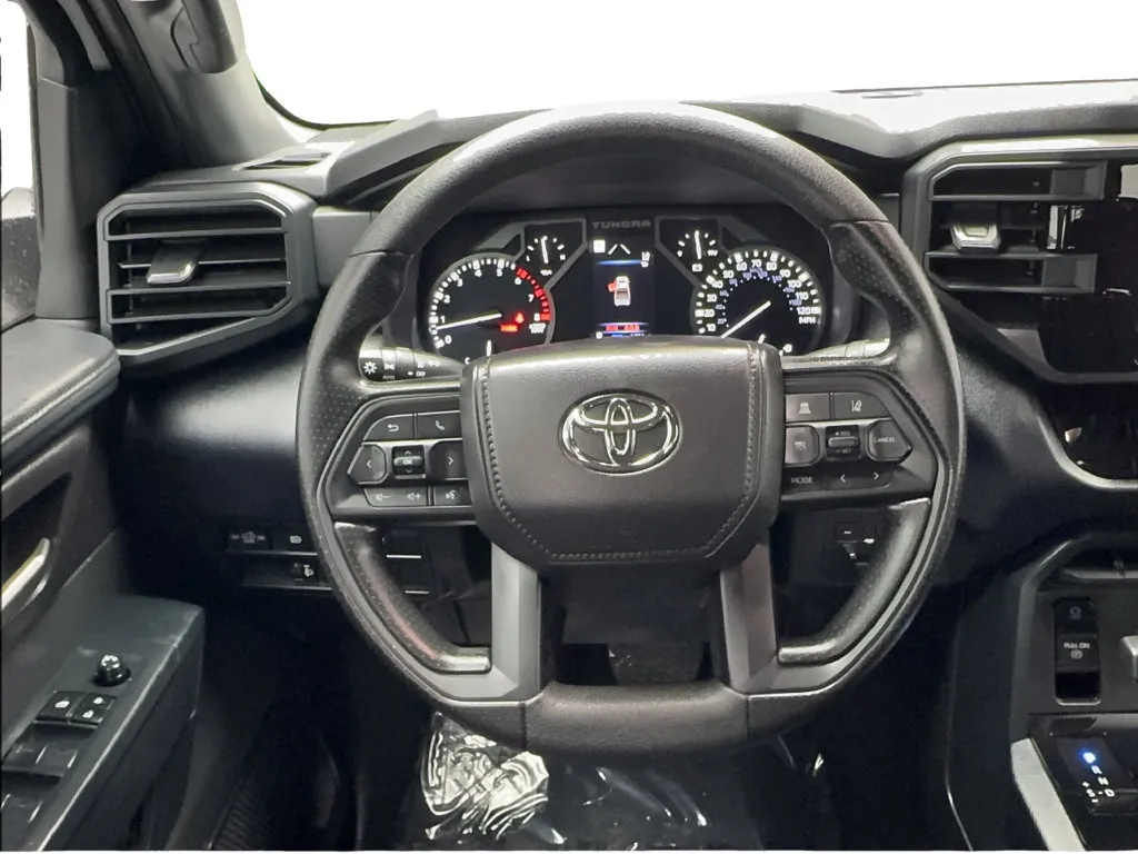 Toyota Tundra photo 23