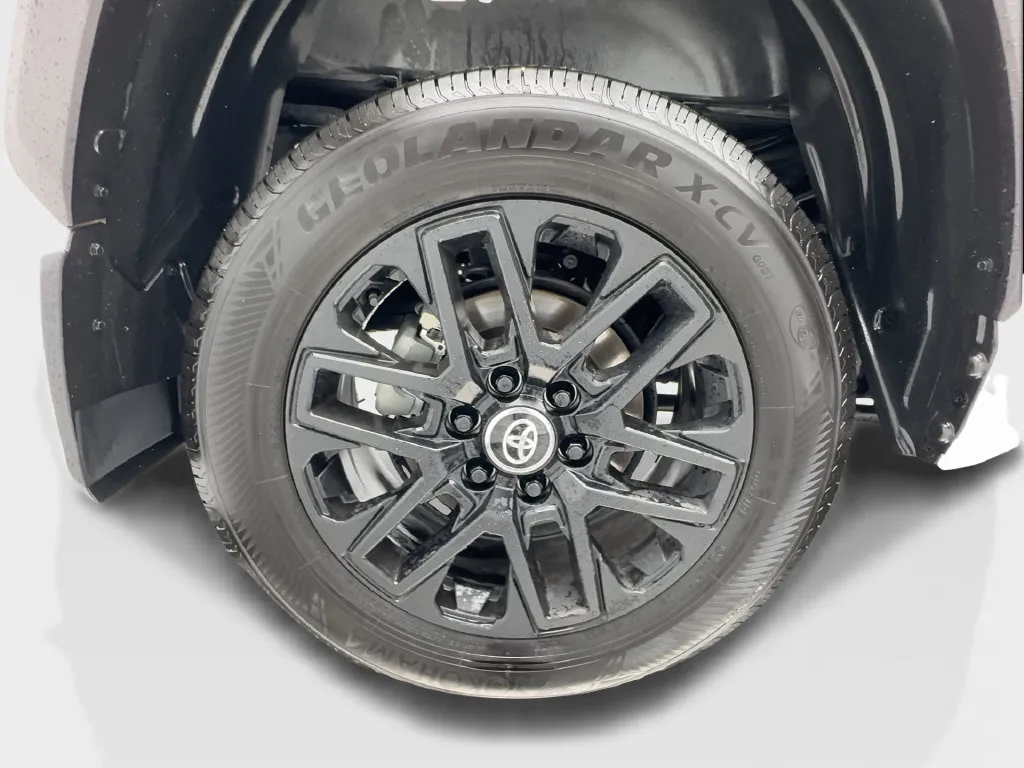 Toyota Tundra photo 16