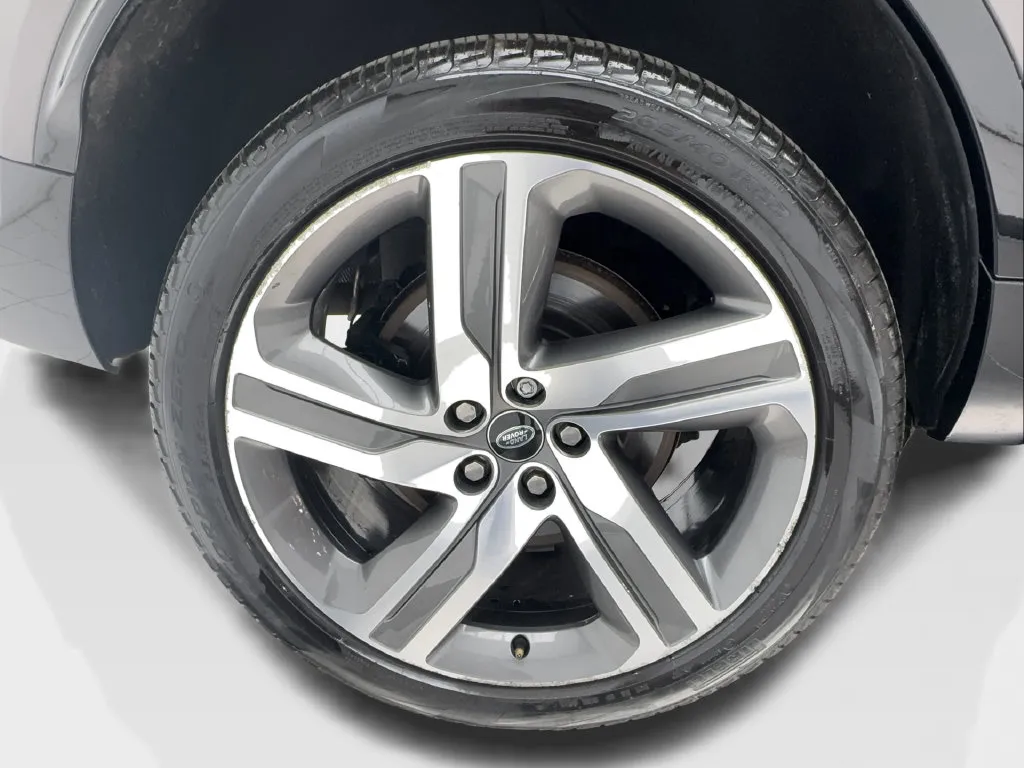 Land Rover Discovery photo 16