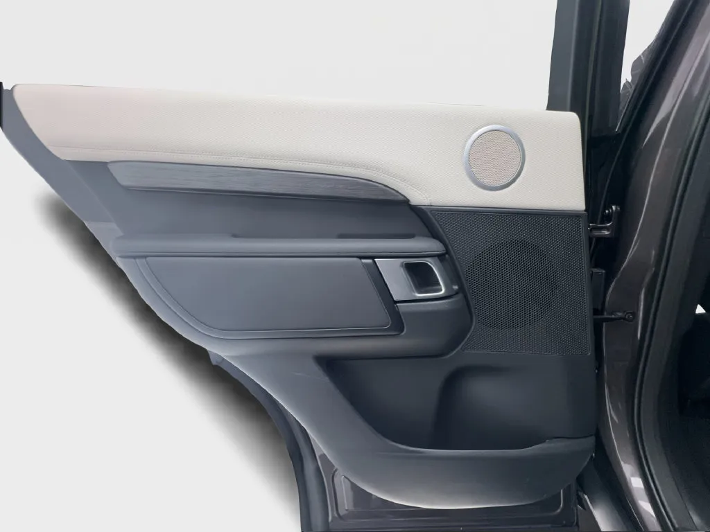 Land Rover Discovery photo 28