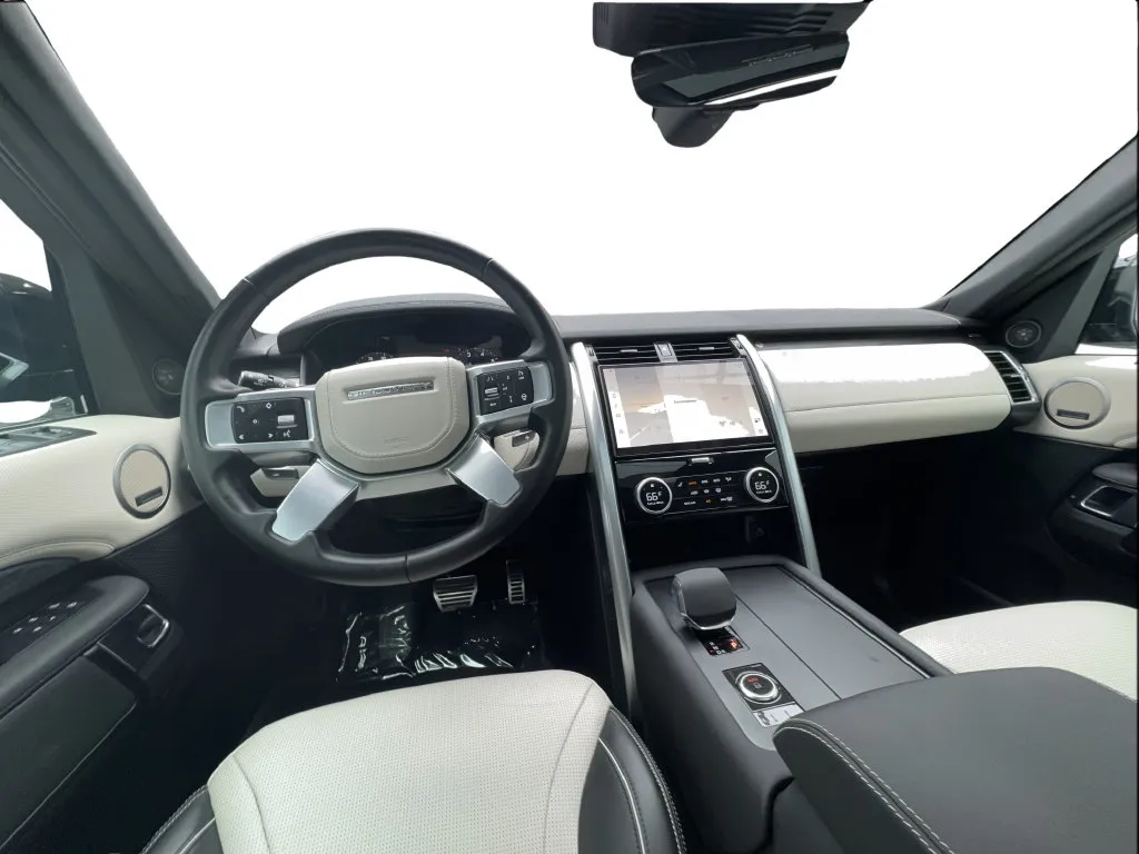 Land Rover Discovery photo 36