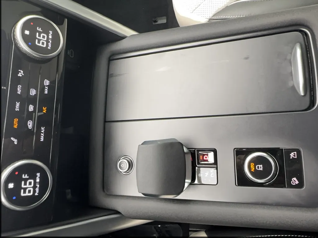 Land Rover Discovery photo 46