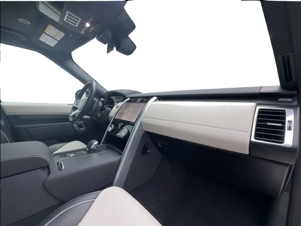 Land Rover Discovery photo 33