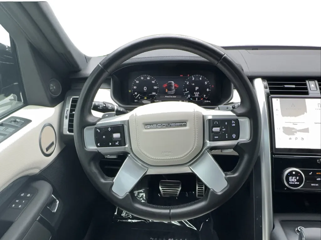 Land Rover Discovery photo 39