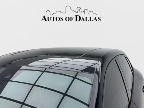 More photos of 2022 Porsche Macan at Autos of Dallas - Plano, TX