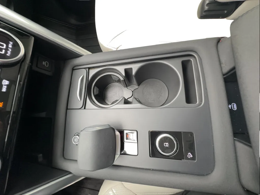 Land Rover Discovery photo 49