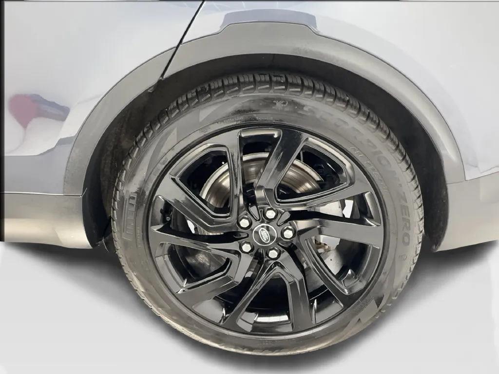 Land Rover Discovery photo 12