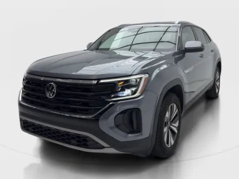 More photos of 2025 Volkswagen Atlas Cross Sport 2.0T SE at Autos of Dallas - Plano, TX