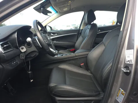 More photos of 2025 Genesis G70 2.5T at Autos of Dallas - Plano, TX