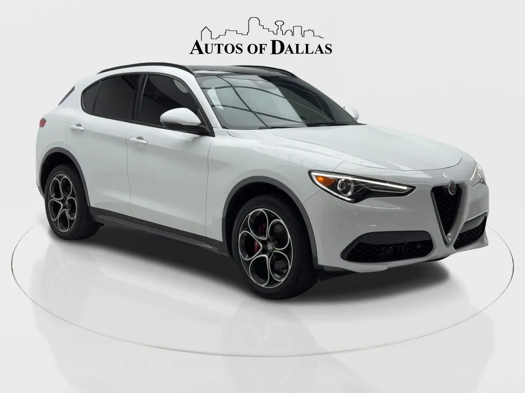 2022 Alfa Romeo Stelvio Ti AWD's photo