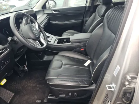 More photos of 2025 Hyundai Palisade Limited at Autos of Dallas - Plano, TX