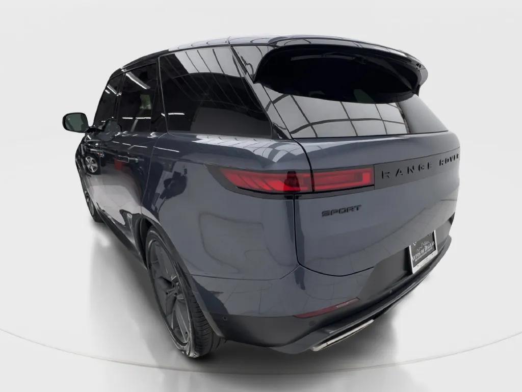 Land Rover Range Rover Sport photo 11