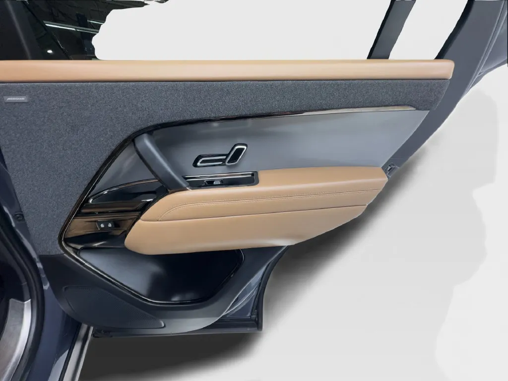 Land Rover Range Rover Sport photo 30