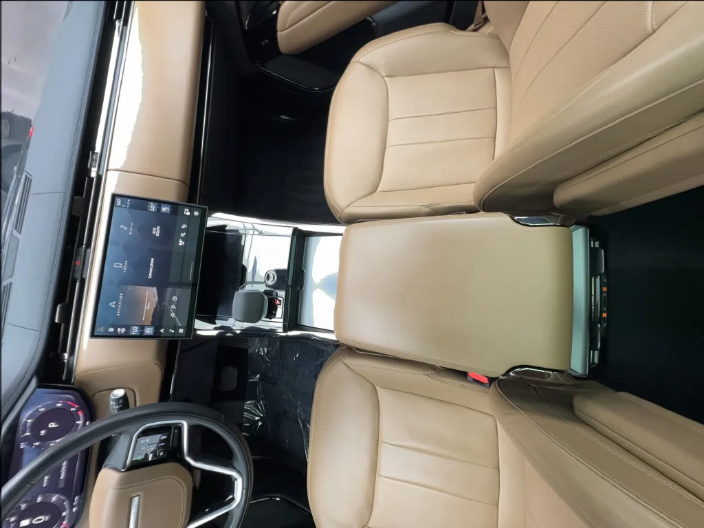 Land Rover Range Rover Sport photo 39