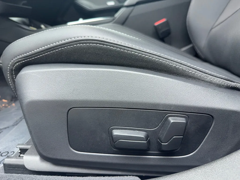 BMW 2 Series photo 23