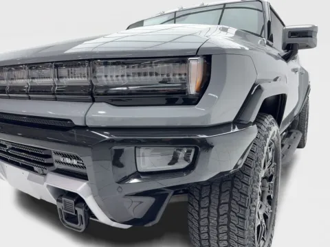 More photos of 2025 GMC Hummer EV SUV 2X NAV,CAM,CLMT STS,BLIND SPOT,22" WHLS at Autos of Dallas - Plano, TX