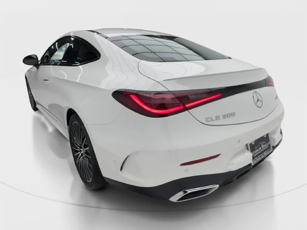 Mercedes-Benz CLE photo 11