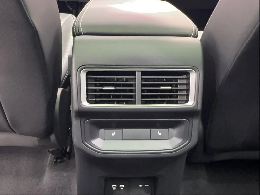 Volkswagen Atlas Cross Sport photo 41