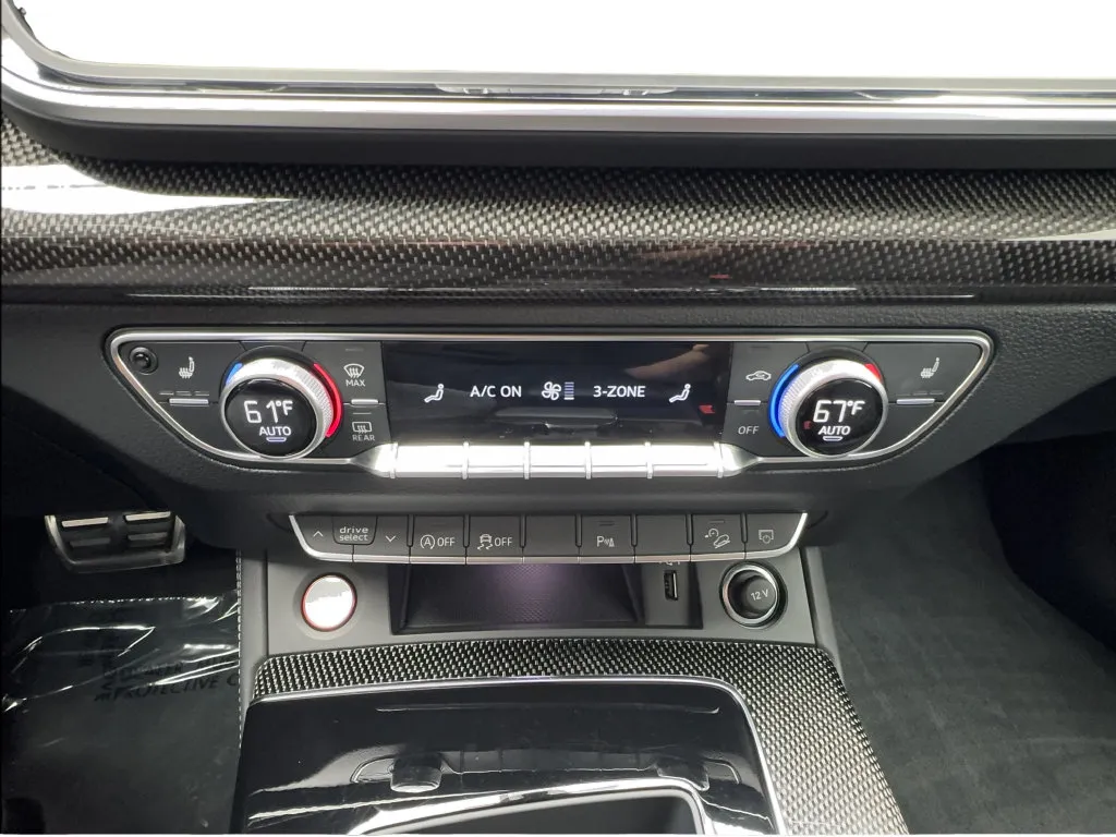 Audi SQ5 photo 50