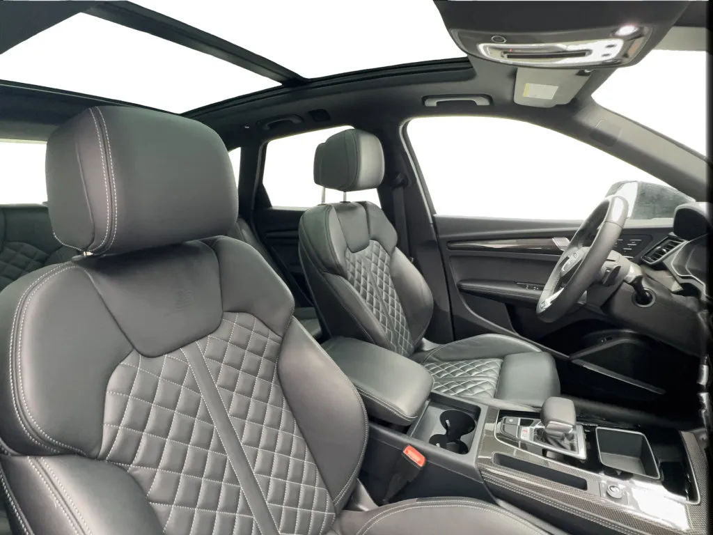 Audi SQ5 photo 32